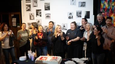 La Escuela Municipal de Arte La Llave celebró sus 41 años con música, torta y emoción