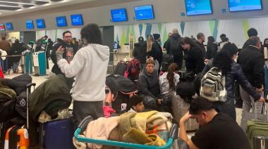 Flybondi suspendió todos sus vuelos a Buenos Aires y otra vez dejó varados a pasajeros en Bariloche