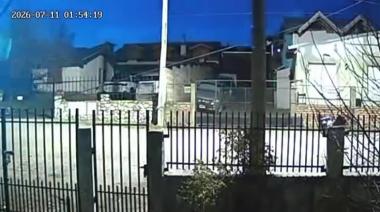 Una luz verde iluminó el cielo de Bariloche y quedó registrada en cámaras de seguridad