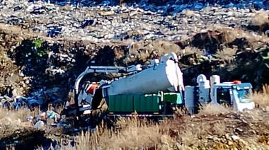 Camiones atmosféricos ingresan al vertedero de Bariloche y Costa Brutten exige que se investigue