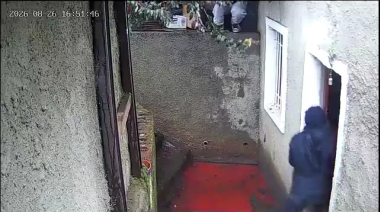 Robo en barrio Virgen Misionera: piden imágenes de otras cámaras para identificar a los responsables