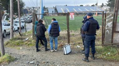 Denuncian al subsecretario de Deportes por irrumpir en un predio y cortar un candado 
