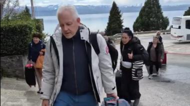 Debate: ¿En dónde deben estacionar los micros que llevan turistas? ¿Quién debe transportar las valijas de los turistas?