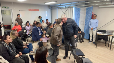 Cortés reunió a referentes educativos y pastores en una jornada sobre Carta Orgánica y liderazgo comunitario