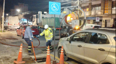 CEB en alerta: las cuadrillas de Saneamiento trabajaron día y noche para contener la red cloacal por las lluvias