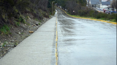 Una vereda de 700 metros en El Cóndor: el Municipio terminó la obra que los vecinos pedían hace años