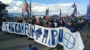 Más de 200 personas marcharon en Bariloche: “Estos territorios jamás serán experimentos de los magnates”