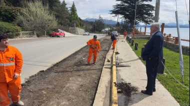 Bustillo, en obra: el hormigón llegó a los laterales de la avenida más transitada del Oeste de Bariloche