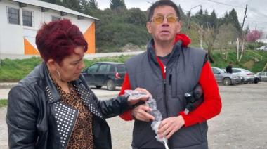 Para caminar la ciudad con autonomía: bastones blancos para el CRIP y Los Búhos