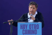 Kicillof lanzó el Movimiento "Derecho al Futuro" en La Plata: "El único adversario es Milei"