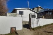 Vecinos se unieron para renovar el Centro de Abuelos con una jornada de pintura comunitaria