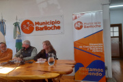 El circo democrático de Cortés: cuando la consulta popular tapa la propia incapacidad de gobernar