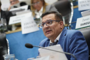 Pica: “Enfrentados allá y rejuntados acá para bastardear”