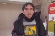 (Video) Perdió su casa esta semana, espera dormir en un shopping, y lucha por su pensión de discapacidad