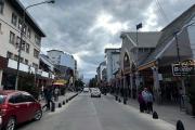 Bariloche regula la actividad de promotores en espacios públicos