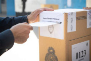 La mitad de los electores rechaza a todos los candidatos: crisis de conocimiento, desconfianza y masiva indecisión