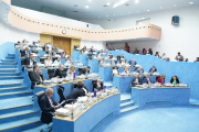 La Legislatura de Río Negro sancionó la ley que cobra aranceles a extranjeros en salud y educación superior