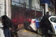 Detienen a dos hombres cuando intentaban robar en el depósito del supermercado Carrefour