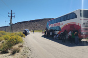 Una historia que se repite: pasajeros de Las Grutas quedaron varados durante horas por fallas mecánicas del colectivo