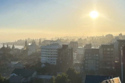 "Lindo amanecer": el humo del vertedero estalló el forobardo y los vecinos exigen respuestas (no importa cuando leas esto)