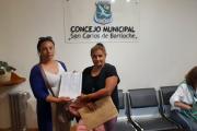 Vecinas del barrio 29 de Septiembre presentaron firmas en el Concejo para crear una junta vecinal