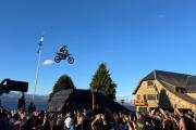 (VIDEO) El mundo del motocross aterrizó en el Centro Cívico con acrobacias y la presencia de los mejores pilotos del planeta