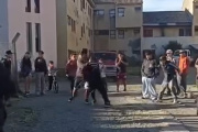 (Video) Adolescentes de Bariloche se desafiaron por redes sociales, se pelearon a las piñas y se filmaron