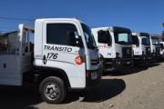 El municipio compró flota pesada por $2.259 millones vía leasing y Costa Brutten lo denunció