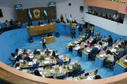 Energía, celulares en las aulas y endurecimiento penal: la Legislatura define quince proyectos en una sesión clave
