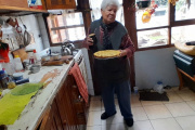 "27 años sosteniendo a los adultos mayores": la historia de Isabel Paz y el centro Rosa Mosqueta