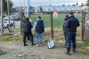 Denuncian al subsecretario de Deportes por irrumpir en un predio y cortar un candado 
