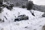 Alerta por nieve: los caminos de montaña de Nahuel Huapi solo son transitables con 4x4 y cadenas