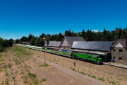 Confirman el desalojo del taller de arte en piedra de la estación de trenes: el predio vuelve a Tren Patagónico
