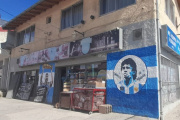 "El obrero pasa a tomar una cervecita, pero uno lo conoce": la esquina del Pety cumplió tres décadas