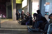 El forobardo estalló por el sistema de turnos del Hospital Zonal Bariloche: "nos tienen afuera como animales"