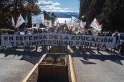 La UNRN para este lunes por salarios y financiamiento universitario
