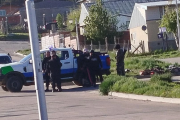 Tensión en el este de Bariloche: una mujer resultó herida por un disparo de arma tumbera