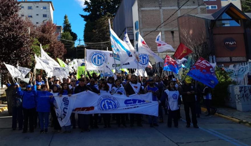 La CGT anuncia paro nacional tras retroceso del Gobierno en puntos clave de la reforma laboral