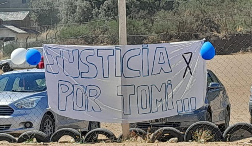 "Somos 12, no 11": los compañeros de Tommy Alarcón lo despiden con la promesa de campeonar por él