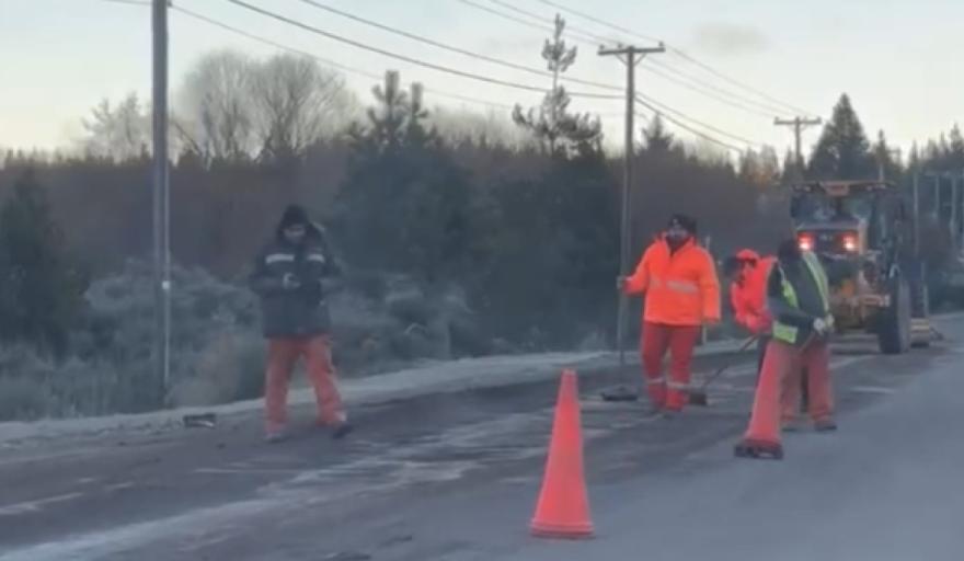 La Municipalidad también se pudrió de los pozos, y fue arreglar la Ruta 82